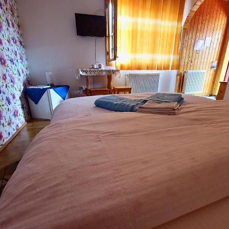 Casa Lav Hotel Синая Екстериор снимка